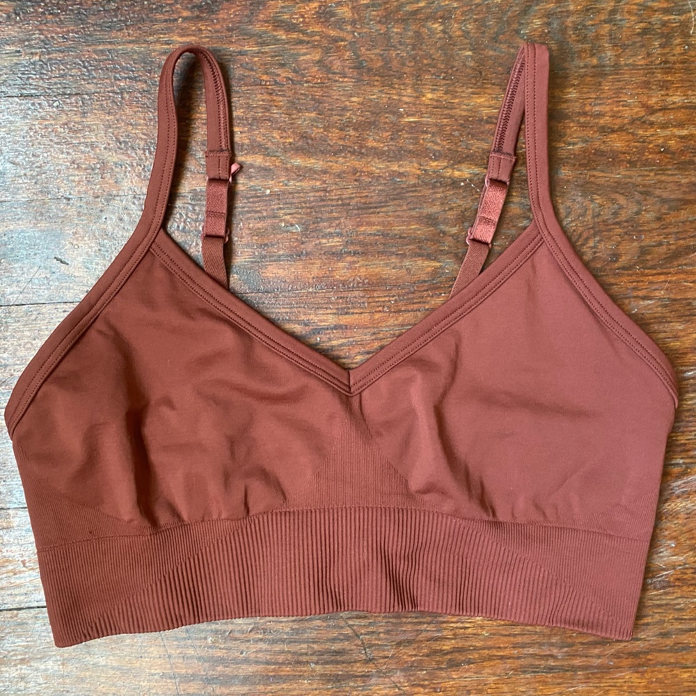 pink/red lululemon ebb to street bra size 8 - C/D cup